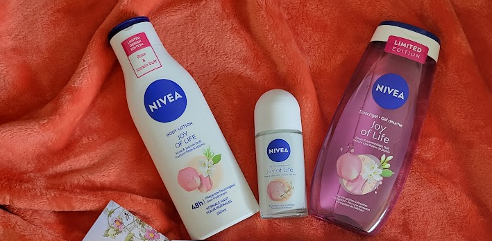 Read more about the article Nivea Joy of Life – Deo Roll-on im Test<span class='yasr-stars-title-average'><div class='yasr-stars-title yasr-rater-stars'
                           id='yasr-overall-rating-rater-82aa3049e66b0'
                           data-rating='4'
                           data-rater-starsize='16'>
                       </div></span>