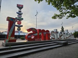 Mehr über den Artikel erfahren Nhow – Amsterdam<span class='yasr-stars-title-average'><div class='yasr-stars-title yasr-rater-stars'
                           id='yasr-overall-rating-rater-c6d8cfb0d88a8'
                           data-rating='4.5'
                           data-rater-starsize='16'>
                       </div></span>